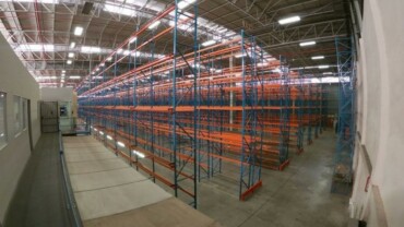 Distribution Warehouse To Let in Longmeadow