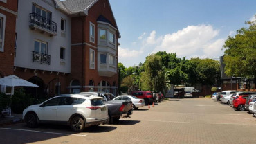 Prime office space to let in Illovo
