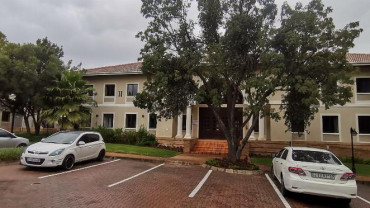 Prime Office real Estate available to Let in Vorna Valley, Midrand