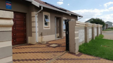 Your last chance to to invest in this 3 bedroom house