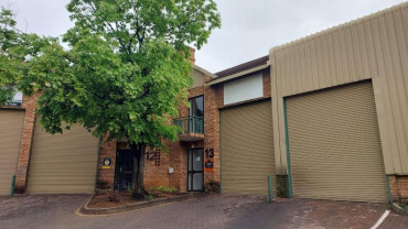 Mini Industrial Unit To Let in Olivedale