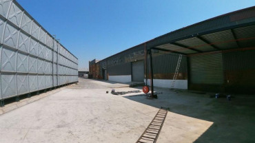 Warehouse with sprinkler To Let in Isando